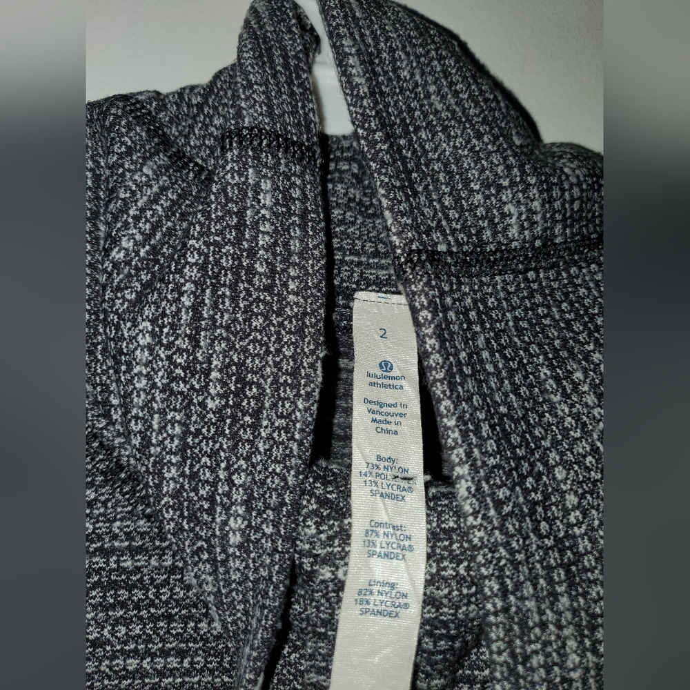 Lululemon Jacket - Picture 4 of 7